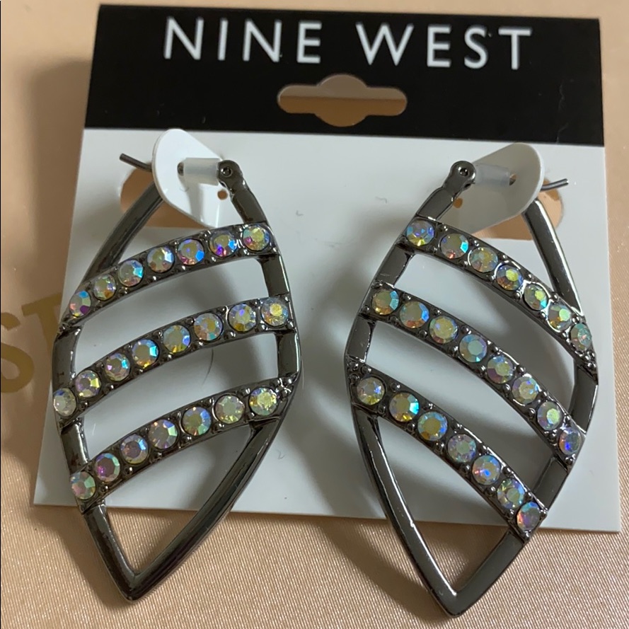 Nine West Silver Crystal Earrings 10$